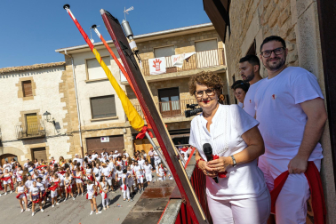 Fotos del inicio de fiestas en Santacara.