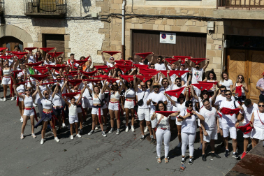Fotos del inicio de fiestas en Santacara.