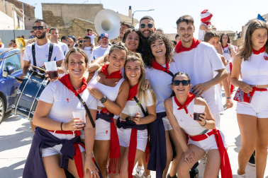 Fotos del inicio de fiestas en Santacara.