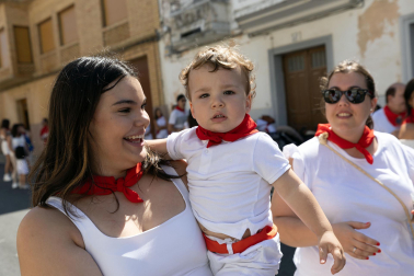 Fotos del inicio de fiestas en Santacara.
