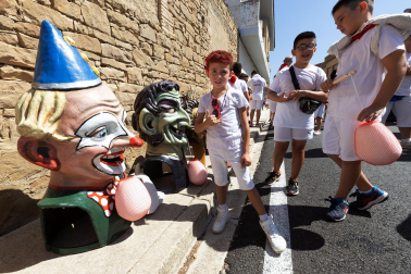 Fotos del inicio de fiestas en Santacara.