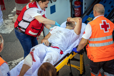 Secuencia del corneado en el primer encierro de las fiestas de Tafalla