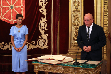 Toma de posesión de los consejeros del Gobierno de Navarra