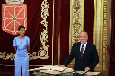 Toma de posesión de los consejeros del Gobierno de Navarra