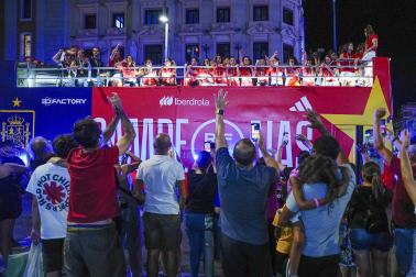 Fotos de la celebración del título de campeonas del mundo de la selección española de fútbol