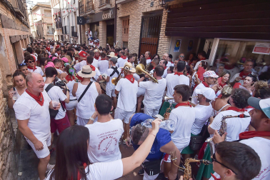 Fotos del cohete de fiestas de Marcilla./