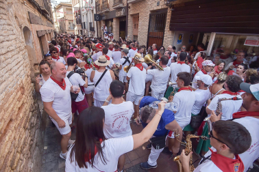 Fotos del cohete de fiestas de Marcilla./