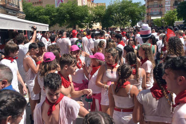 Fotos del cohete de fiestas de Marcilla./