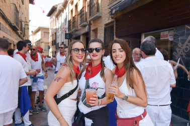 Fotos del cohete de fiestas de Marcilla./