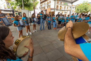 Inicio de las fiestas de Lakuntza.