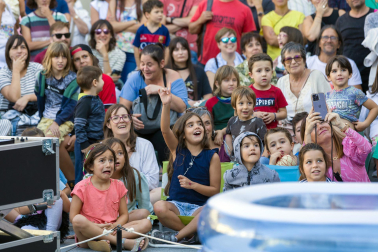 Espectáculos del Festival de Circo de Navarra en la plaza de los Fueros de Tudela.