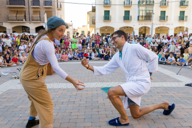 Espectáculos del Festival de Circo de Navarra en la plaza de los Fueros de Tudela.