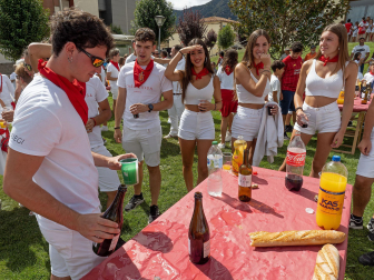 Fotos del cohete de fiestas de Ayegui 2023.