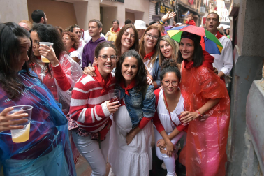 Fotos del cohete de fiestas de Peralta.