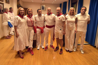 Fotos del cohete de fiestas de Peralta.