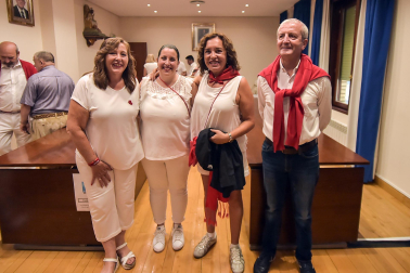 Fotos del cohete de fiestas de Peralta.
