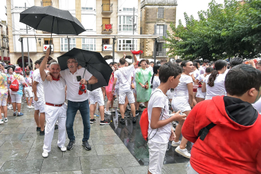Fotos del cohete de fiestas de Peralta.