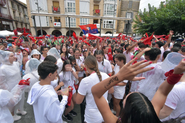 Fotos del cohete de fiestas de Peralta.