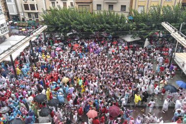 Fotos del cohete de fiestas de Peralta.