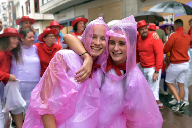 Fotos del cohete de fiestas de Peralta.