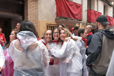 Fotos del cohete de fiestas de Peralta.