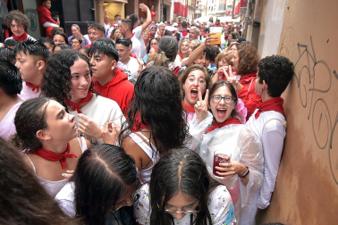 Fotos del cohete de fiestas de Peralta.