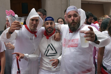 Fotos del cohete de fiestas de Peralta.