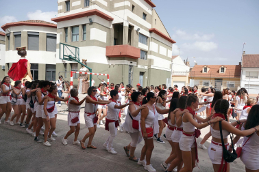 Fotos del Día de la Mujer de fiestas de Milagro 2023.