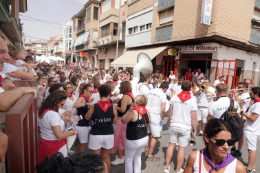 Fotos del Día de la Mujer de fiestas de Milagro 2023.