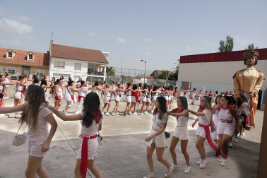Fotos del Día de la Mujer de fiestas de Milagro 2023.