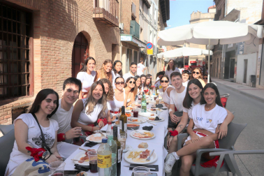 Fotos del cohete de fiestas de Cintruénigo./