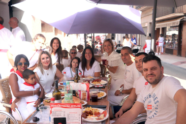 Fotos del cohete de fiestas de Cintruénigo./