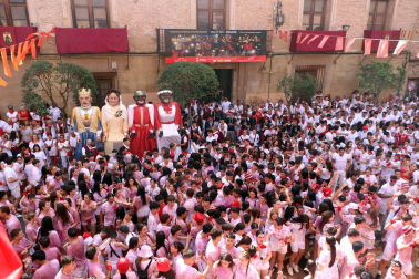 Fotos del cohete de fiestas de Cintruénigo./