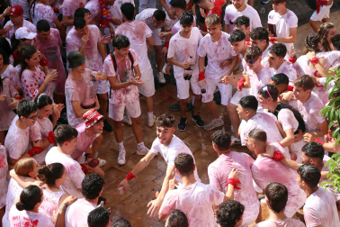 Fotos del cohete de fiestas de Cintruénigo./
