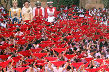 Fotos del cohete de fiestas de Cintruénigo./