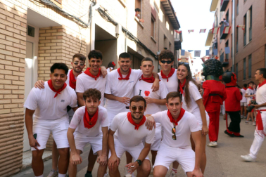 Fotos del cohete de fiestas de Cintruénigo./
