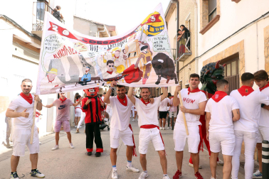 Fotos del cohete de fiestas de Cintruénigo./