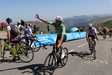 Fotos de la 14ª de la Vuelta Ciclista a España a su paso por Navarra.