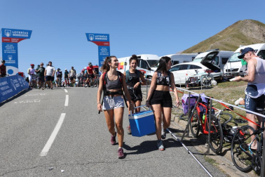 Fotos de la 14ª de la Vuelta Ciclista a España a su paso por Navarra.