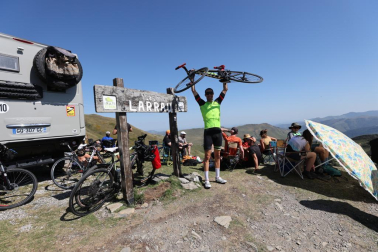 Fotos de la 14ª de la Vuelta Ciclista a España a su paso por Navarra.
