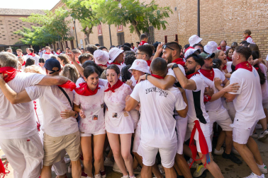 Imágenes del cohete de las fiestas de Fitero