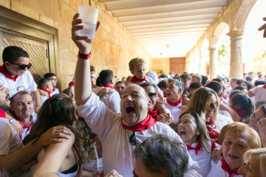 Imágenes del cohete de las fiestas de Fitero