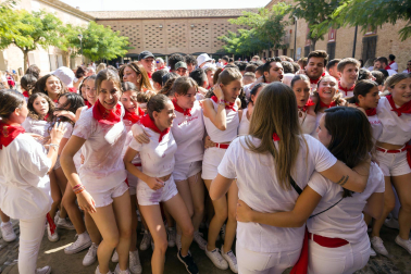 Imágenes del cohete de las fiestas de Fitero