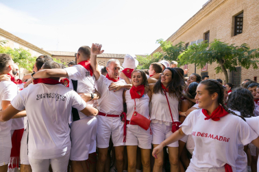 Imágenes del cohete de las fiestas de Fitero