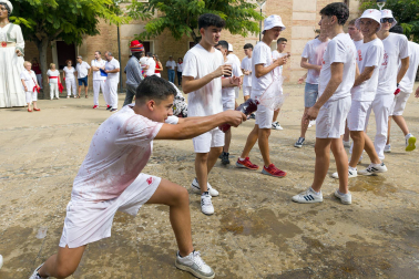 Imágenes del cohete de las fiestas de Fitero