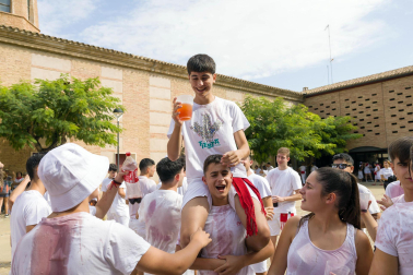 Imágenes del cohete de las fiestas de Fitero