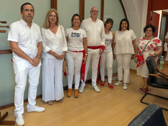 Fotos del cohete de las fiestas de Viana