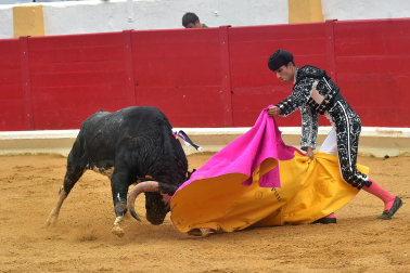 Imágenes de la novillada de las fiestas de Peralta