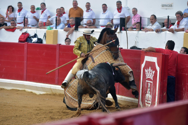 Imágenes de la novillada de las fiestas de Peralta