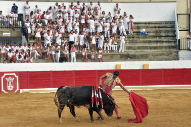 Imágenes de la novillada de las fiestas de Peralta